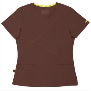 New Balance Uniform 100 Gazelle Scrub Top (Mocha)